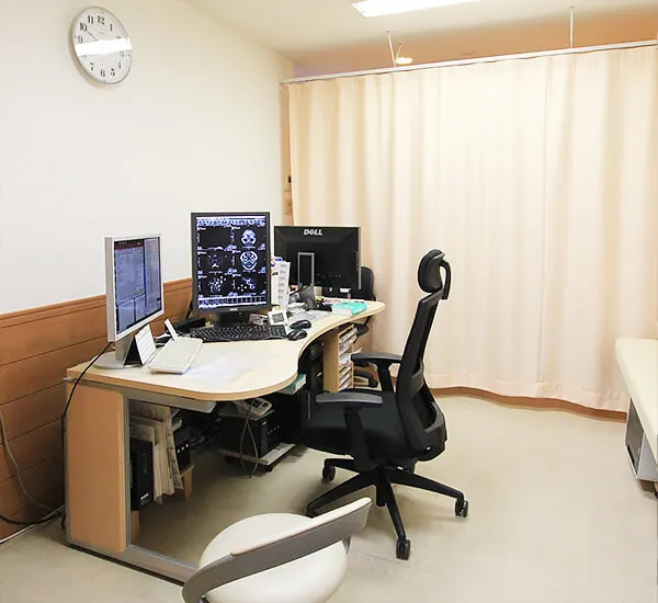 おざき脳外科クリニック 診察室